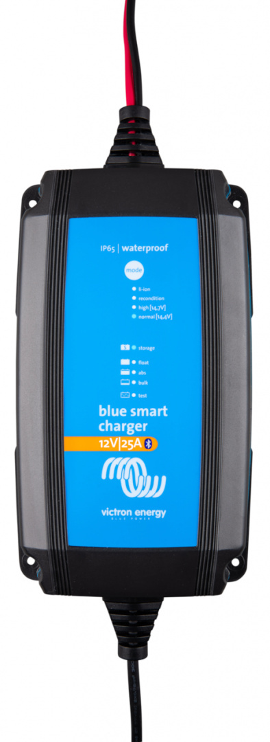 BPC122531064 Ładowarka Blue Smart IP65 Charger 12/25 (1) 230V CEE 7/17